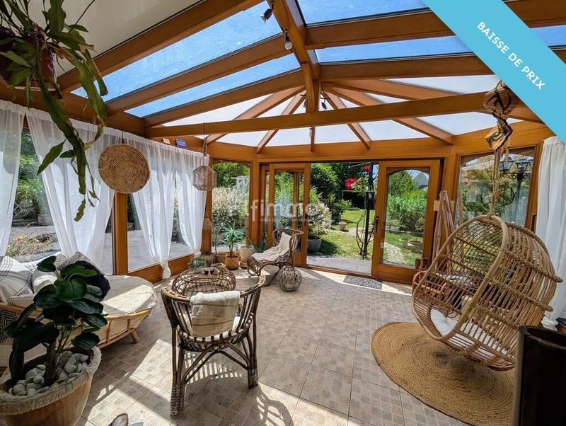 Maison - 160 m² - 8 pièces