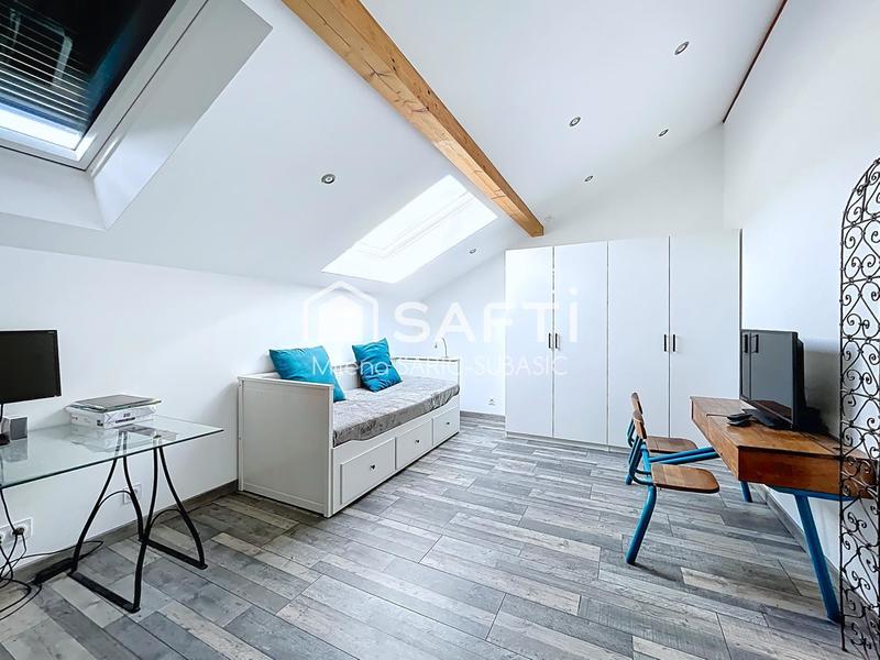 Maison - 161 m² - 5 pièces