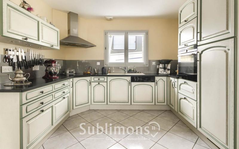 Maison - 112 m² - 6 pièces