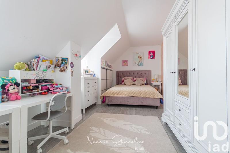 Maison de village - 200 m² - 9 pièces