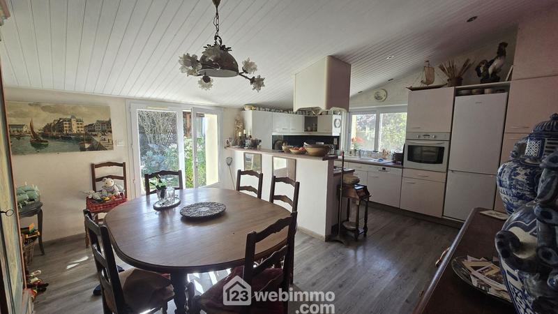 Maison - 105 m² - 4 pièces