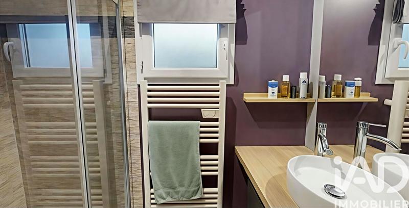 Maison - 137 m² - 6 pièces