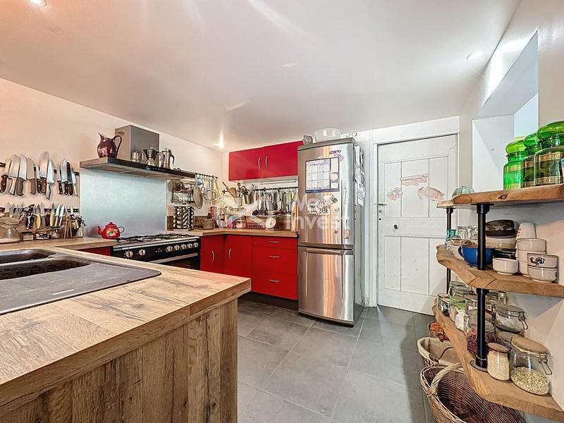 Maison - 143 m² - 6 pièces