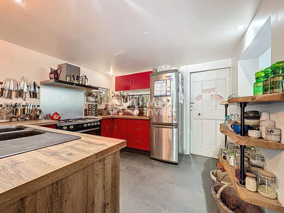 Maison - 143 m² - 6 pièces