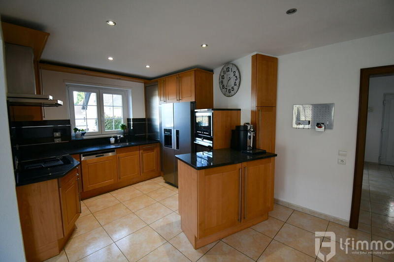 Maison - 165 m² - 6 pièces