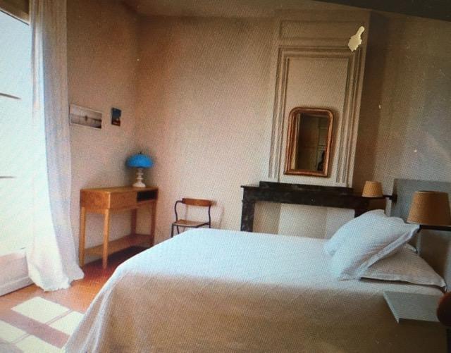 Demeure - 400 m² - 13 pièces