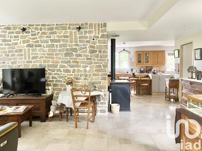 Maison - 176 m² - 8 pièces