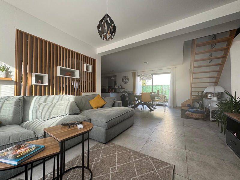 Maison - 137 m² - 6 pièces