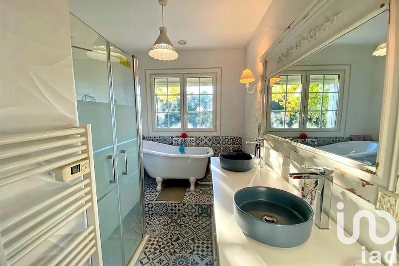 Maison - 190 m² - 7 pièces