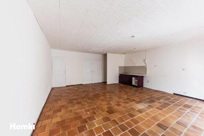 Immeuble - 193 m² - 6 pièces