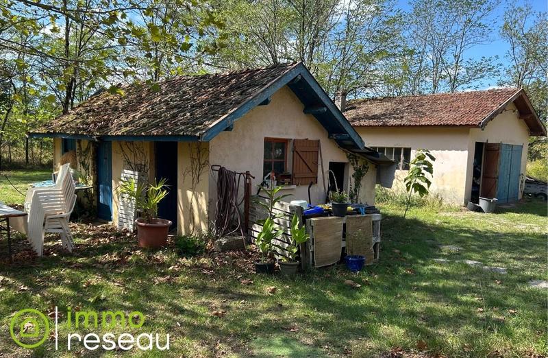 Terrain constructible - 1 318 m²