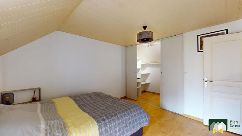 Maison - 104 m² - 4 pièces