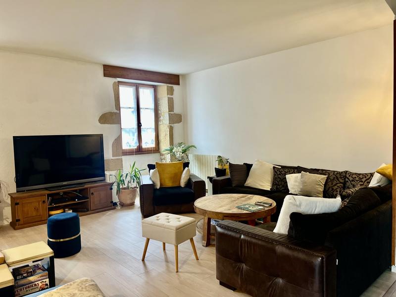 Maison ancienne - 187 m² - 6 pièces