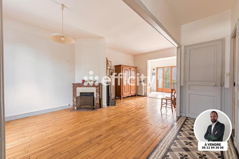 Pavillon - 115 m² - 7 pièces