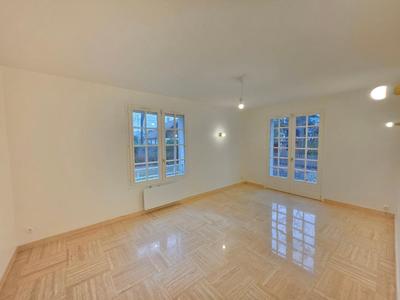 Villa - 150 m² - 4 pièces