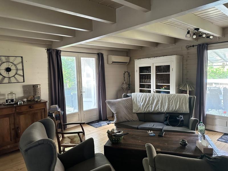 Maison de bois - 125 m² - 4 pièces