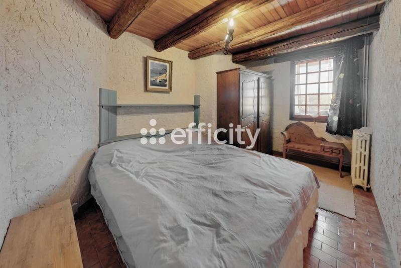 Maison - 105 m² - 4 pièces