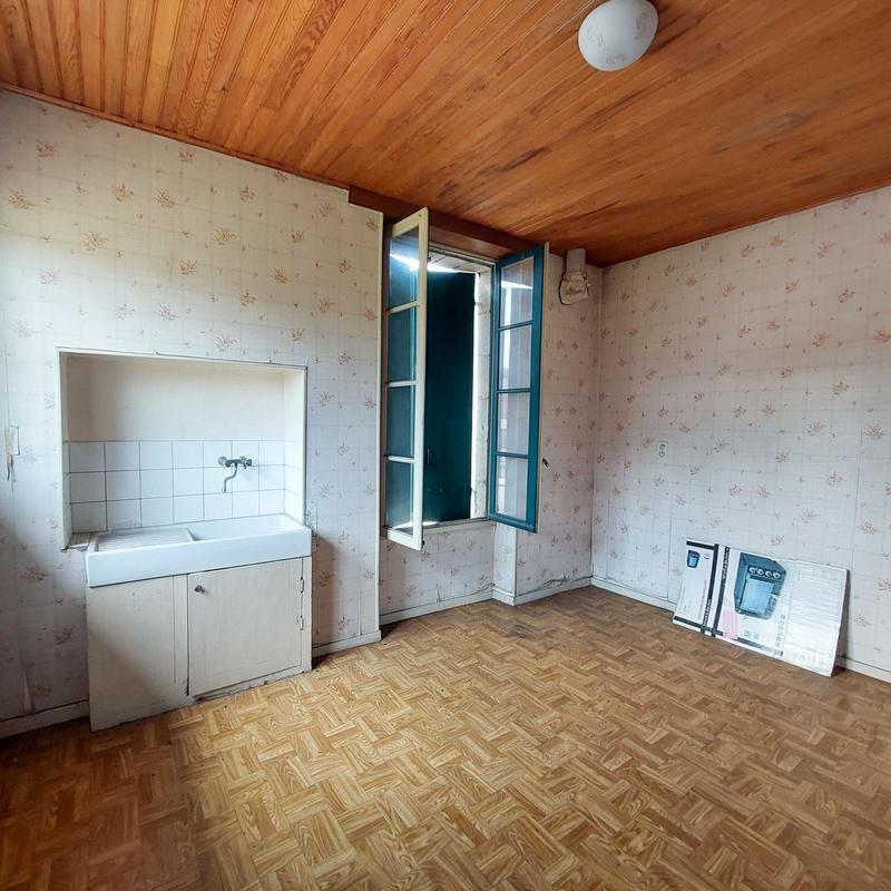 Maison traditionnelle - 115 m² - 10 pièces