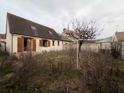 Maison - 107 m² - 5 pièces