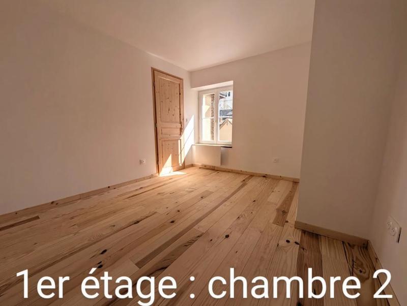 Maison de ville - 160 m² - 9 pièces