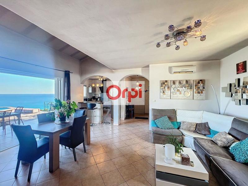 Villa - 134 m² - 5 pièces