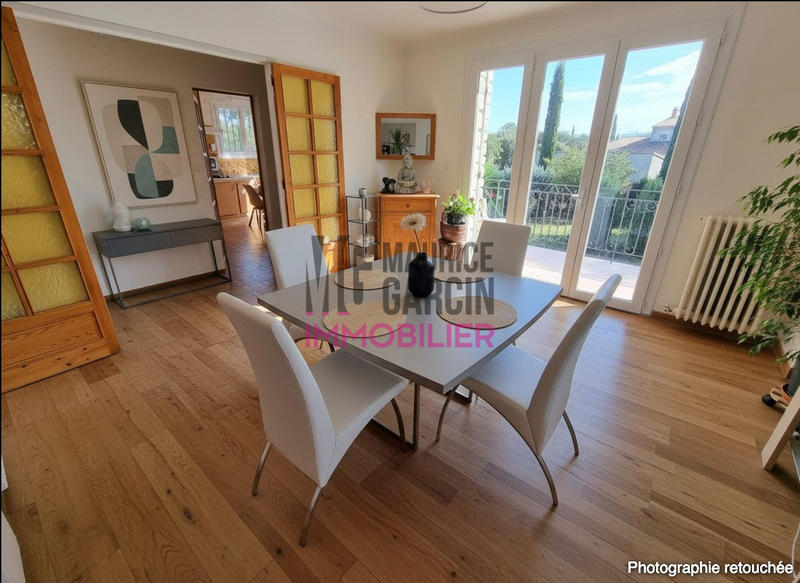 Maison - 210 m² - 8 pièces
