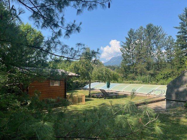 Maison - 267 m² - 7 pièces