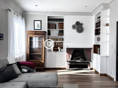 Maison traditionnelle - 165 m² - 7 pièces