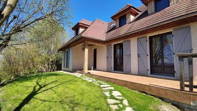 Maison - 136 m² - 6 pièces