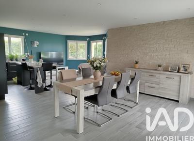 Maison - 155 m² - 8 pièces