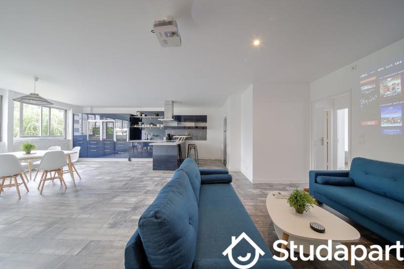 Chambre - 12 m² - 1 pièce