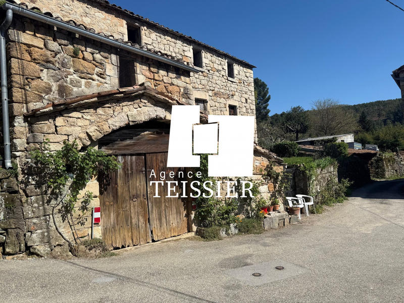 Maison - 60 m² - 3 pièces