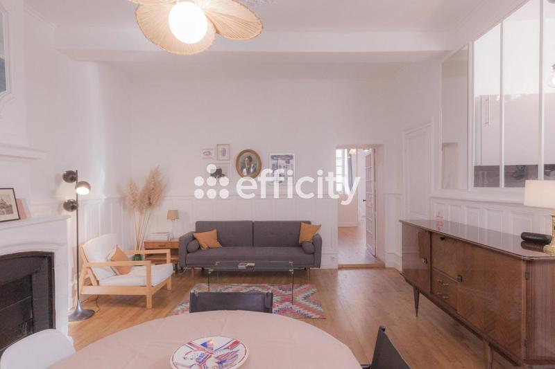 Appartement - 84 m² - 4 pièces