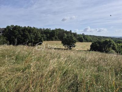 Terrain constructible - 3 264 m²