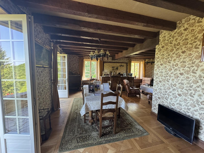 Maison - 175 m² - 8 pièces