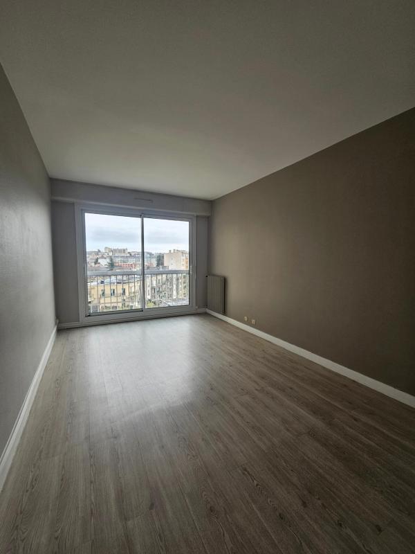 Appartement - 85 m² - 3 pièces