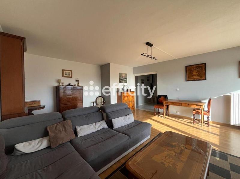 Appartement - 107 m² - 4 pièces