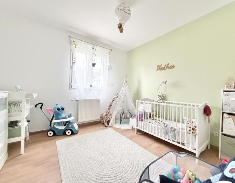 Maison - 98 m² - 4 pièces