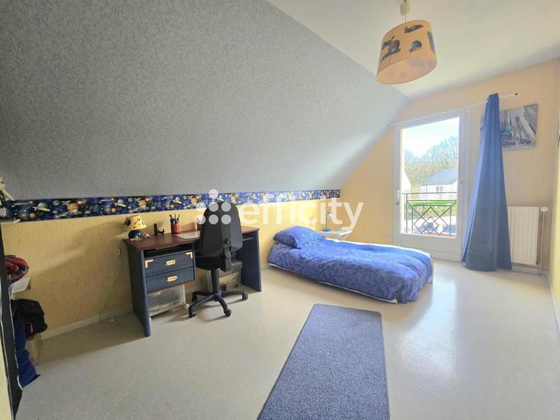 Pavillon - 130 m² - 6 pièces