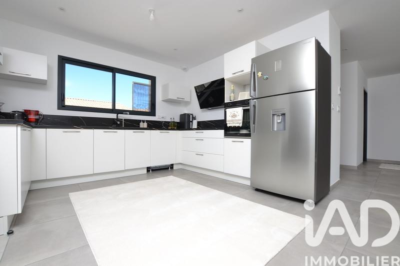 Maison - 111 m² - 4 pièces