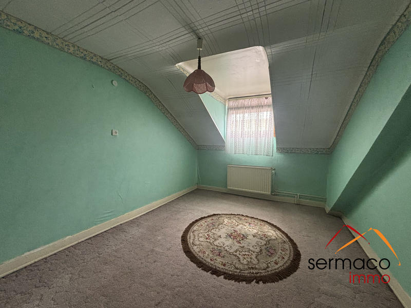 Maison - 194 m² - 9 pièces