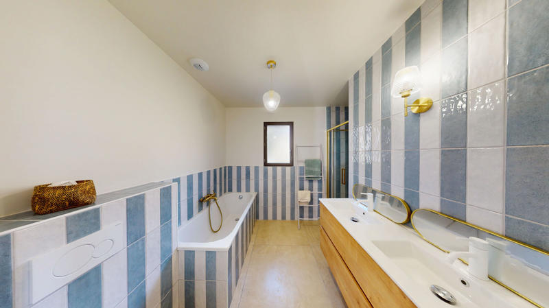 Maison - 125 m² - 5 pièces