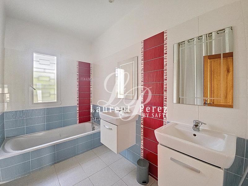 Villa - 186 m² - 5 pièces