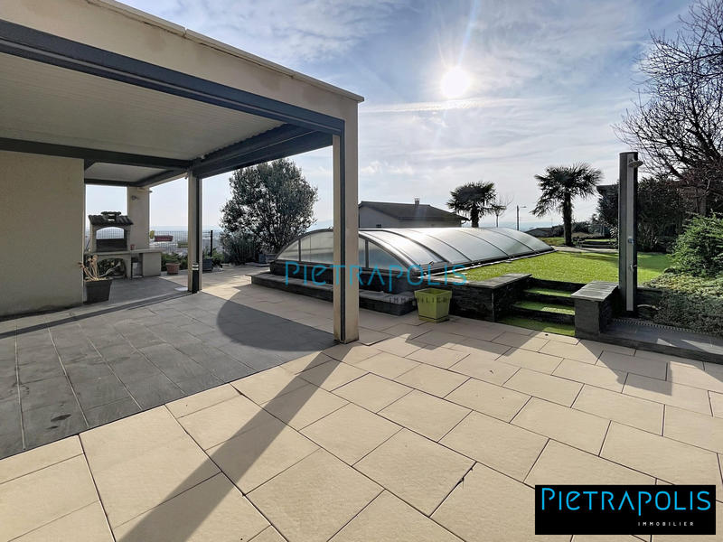 Villa - 153 m² - 6 pièces