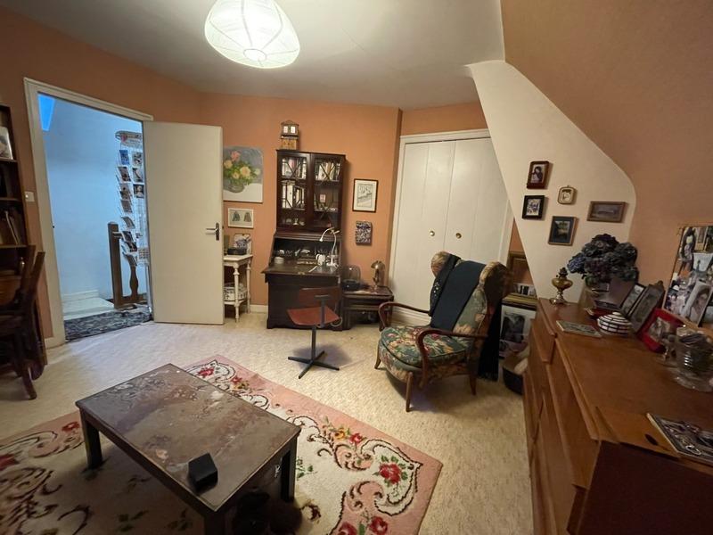 Maison - 120 m² - 7 pièces