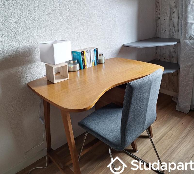 Chambre - 14 m² - 1 pièce