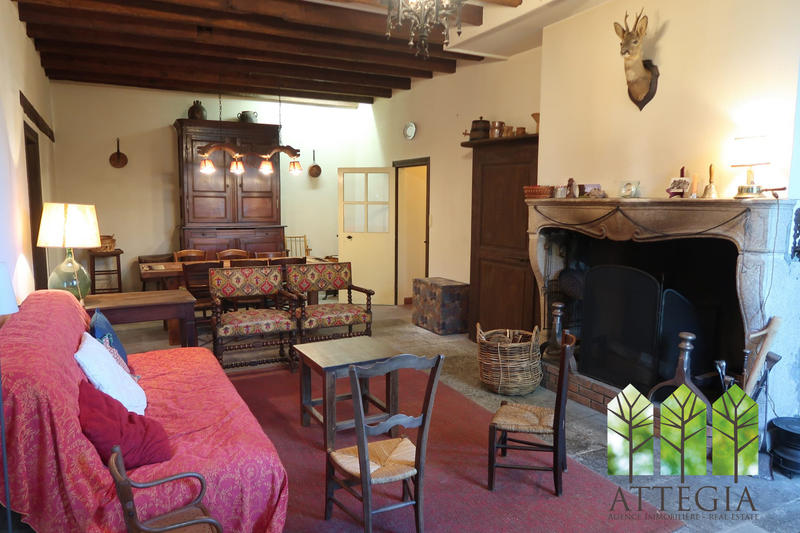 Maison - 160 m² - 7 pièces