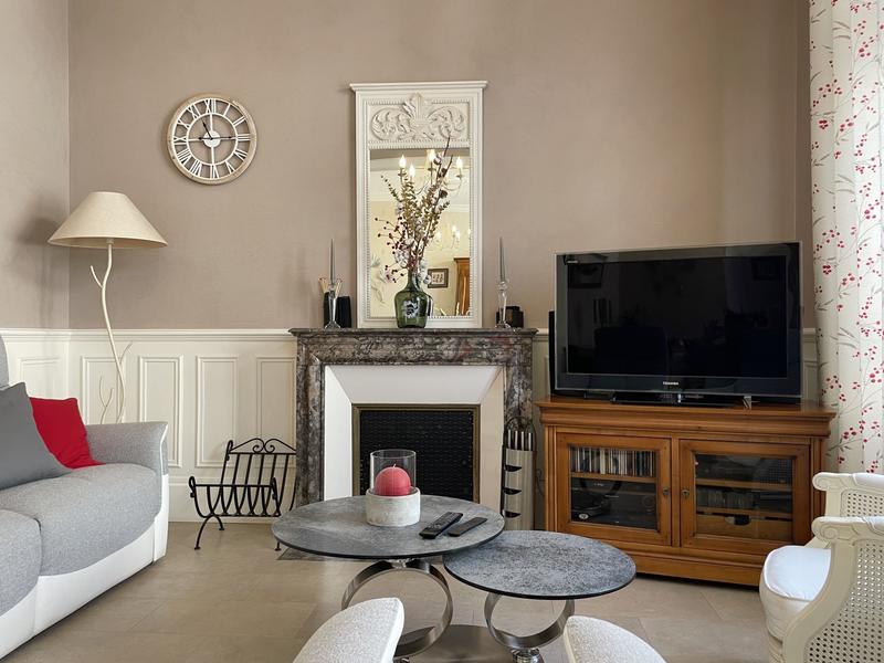 Maison - 157 m² - 8 pièces