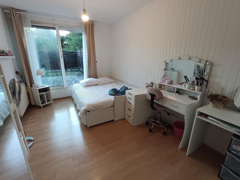 Appartement - 90 m² - 4 pièces