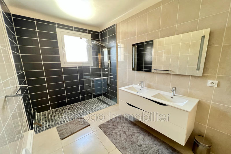 Maison - 137 m² - 5 pièces